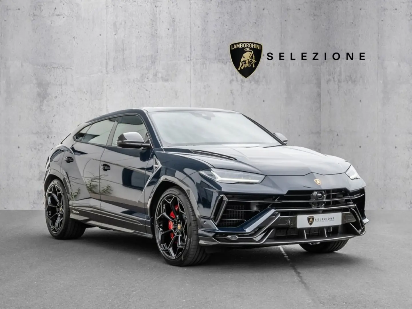 Urus Performante Blu Lacus
