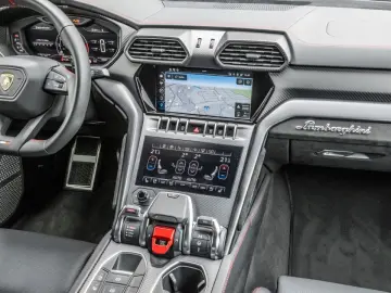 Urus Performante Blu Lacus