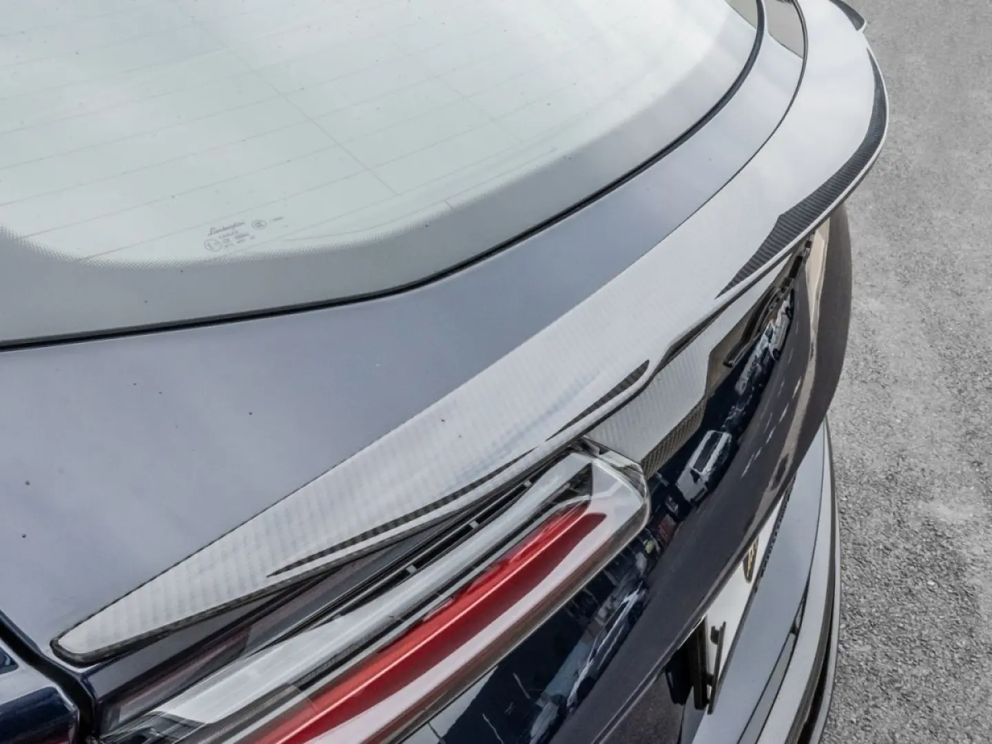 Urus Performante Blu Lacus