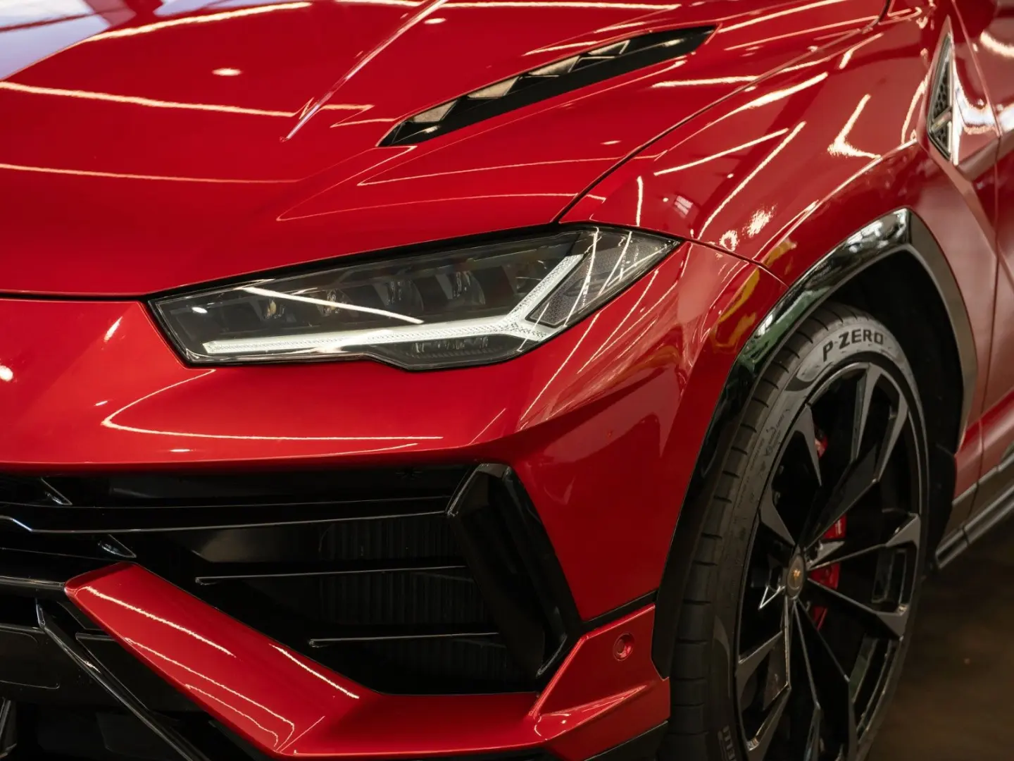 Urus S | Night Vision | Carbon Package