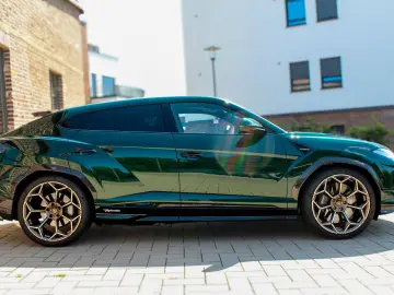 Urus 4.0V8 Performante*AdPersonam*TOP*Neuwertig*