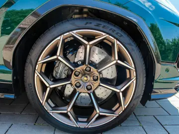 Urus 4.0V8 Performante*AdPersonam*TOP*Neuwertig*