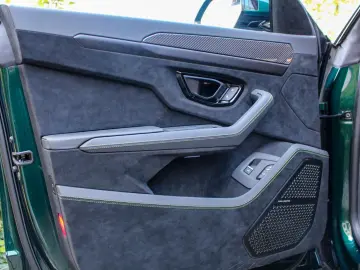 Urus 4.0V8 Performante*AdPersonam*TOP*Neuwertig*