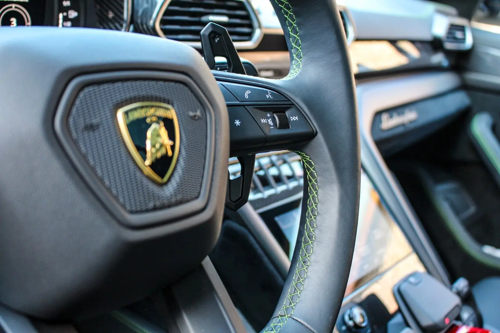 Urus 4.0V8 Performante*AdPersonam*TOP*Neuwertig*