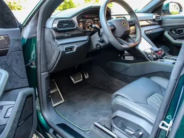Urus 4.0V8 Performante*AdPersonam*TOP*Neuwertig*