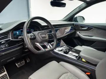 Audi Q8 50 TFSI Mild hybrid - 1 proprietar