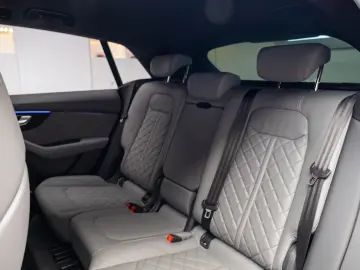 Audi Q8 50 TFSI Mild hybrid - 1 proprietar