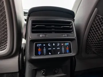 Audi Q8 50 TFSI Mild hybrid - 1 proprietar