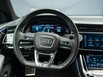 Audi Q8 50 TFSI Mild hybrid - 1 proprietar