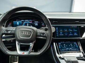 Audi Q8 50 TFSI Mild hybrid - 1 proprietar