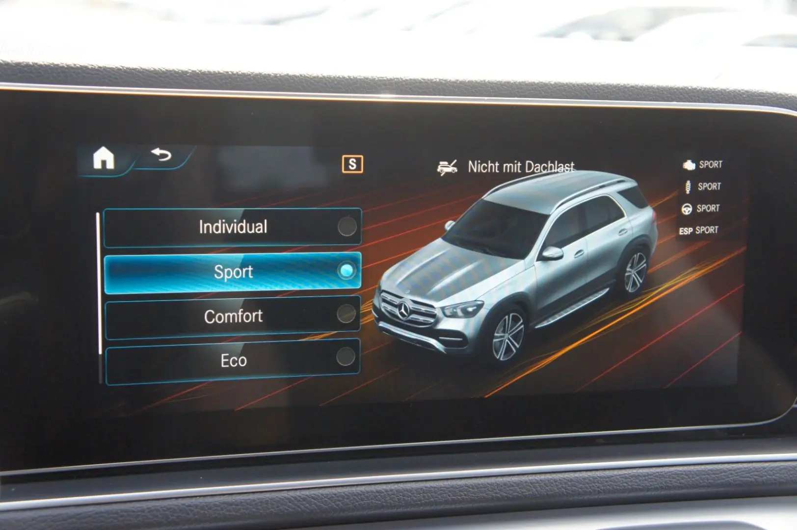 GLE 400d 4M AMG Line*ACC*AIR*PANO*360*MBEAM*NIGH