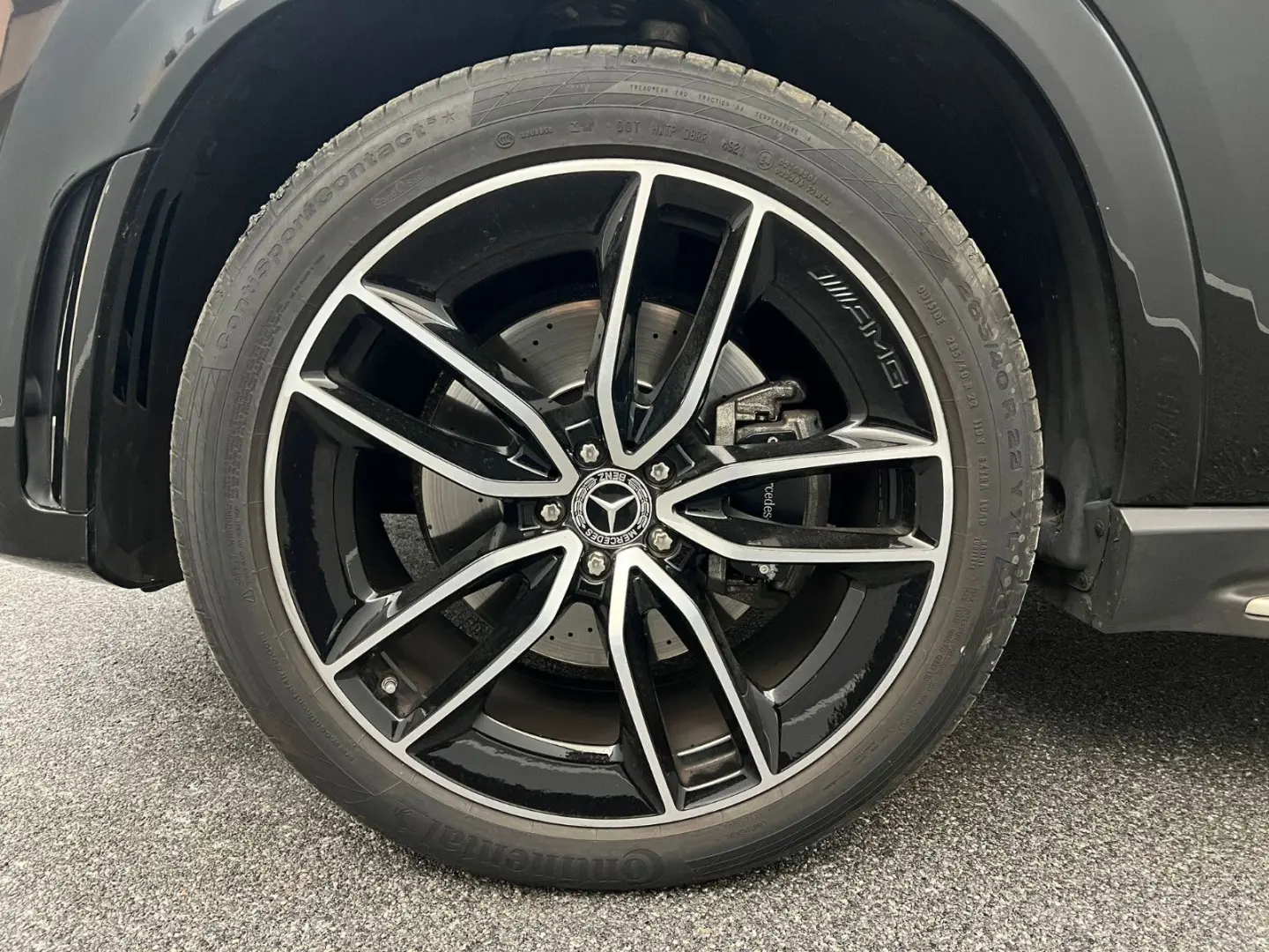 GLE 400d 4M AMG-LINE*AIRM*BURME*PANO*AHK*ACC*22Z