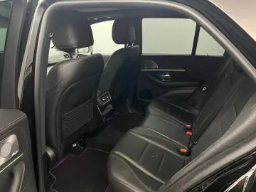 GLE 400d 4M AMG-LINE*AIRM*BURME*PANO*AHK*ACC*22Z