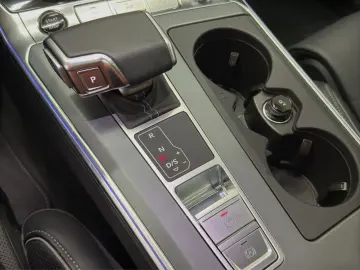 A6 50 TFSI e Q ADVANCED UPE97 LM20 TV PANO MASSA