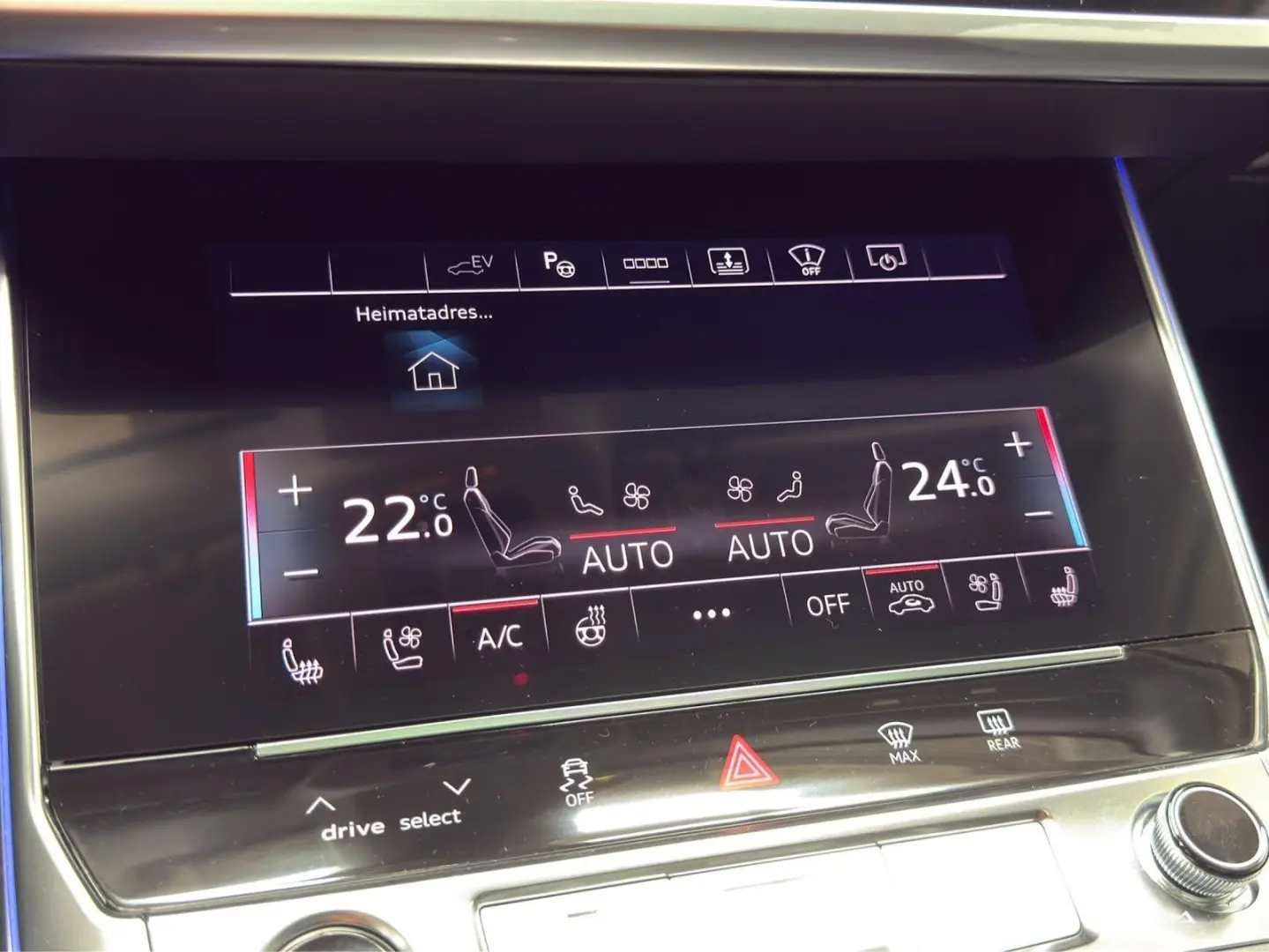 A6 50 TFSI e Q ADVANCED UPE97 LM20 TV PANO MASSA