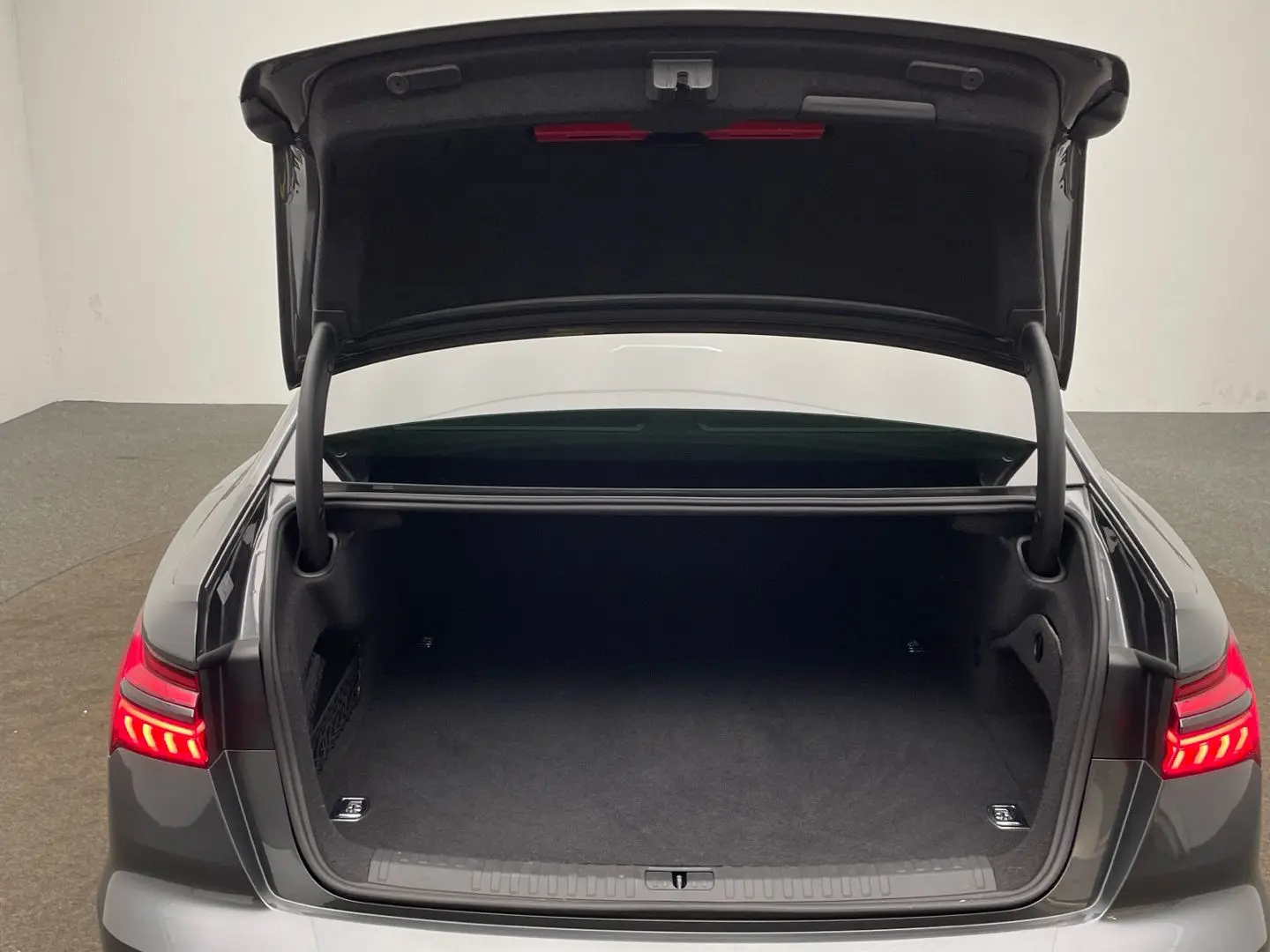 A6 Limousine 55 TFSI e Advanced quattro Matrix