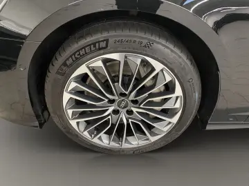 A6 50 2.0 TFSI quattro e sport S-line FLA SHZ