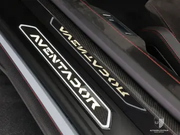 Lamborghini Aventador Ultimate Roadster 1 of 250 FullCarbon