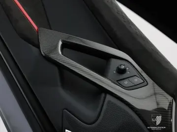 Lamborghini Aventador Ultimate Roadster 1 of 250 FullCarbon