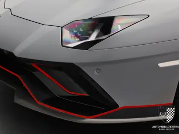 Lamborghini Aventador Ultimate Roadster 1 of 250 FullCarbon