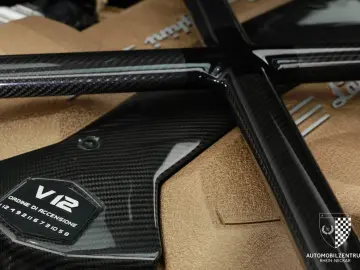 Lamborghini Aventador Ultimate Roadster 1 of 250 FullCarbon