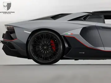 Lamborghini Aventador Ultimate Roadster 1 of 250 FullCarbon