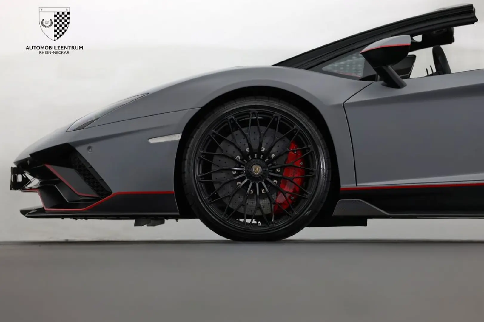 Lamborghini Aventador Ultimate Roadster 1 of 250 FullCarbon