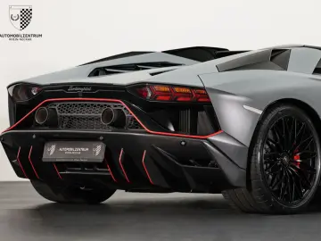 Lamborghini Aventador Ultimate Roadster 1 of 250 FullCarbon