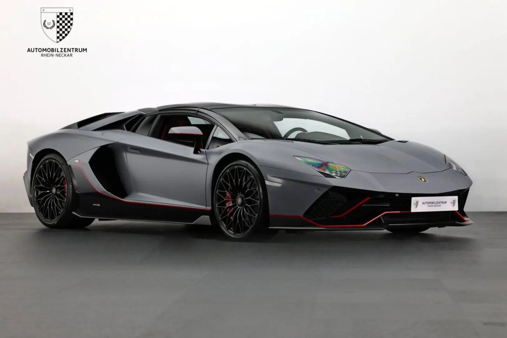 Lamborghini Aventador Ultimate Roadster 1 of 250 FullCarbon