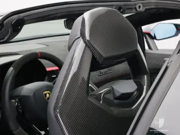 Lamborghini Aventador Ultimate Roadster 1 of 250 FullCarbon