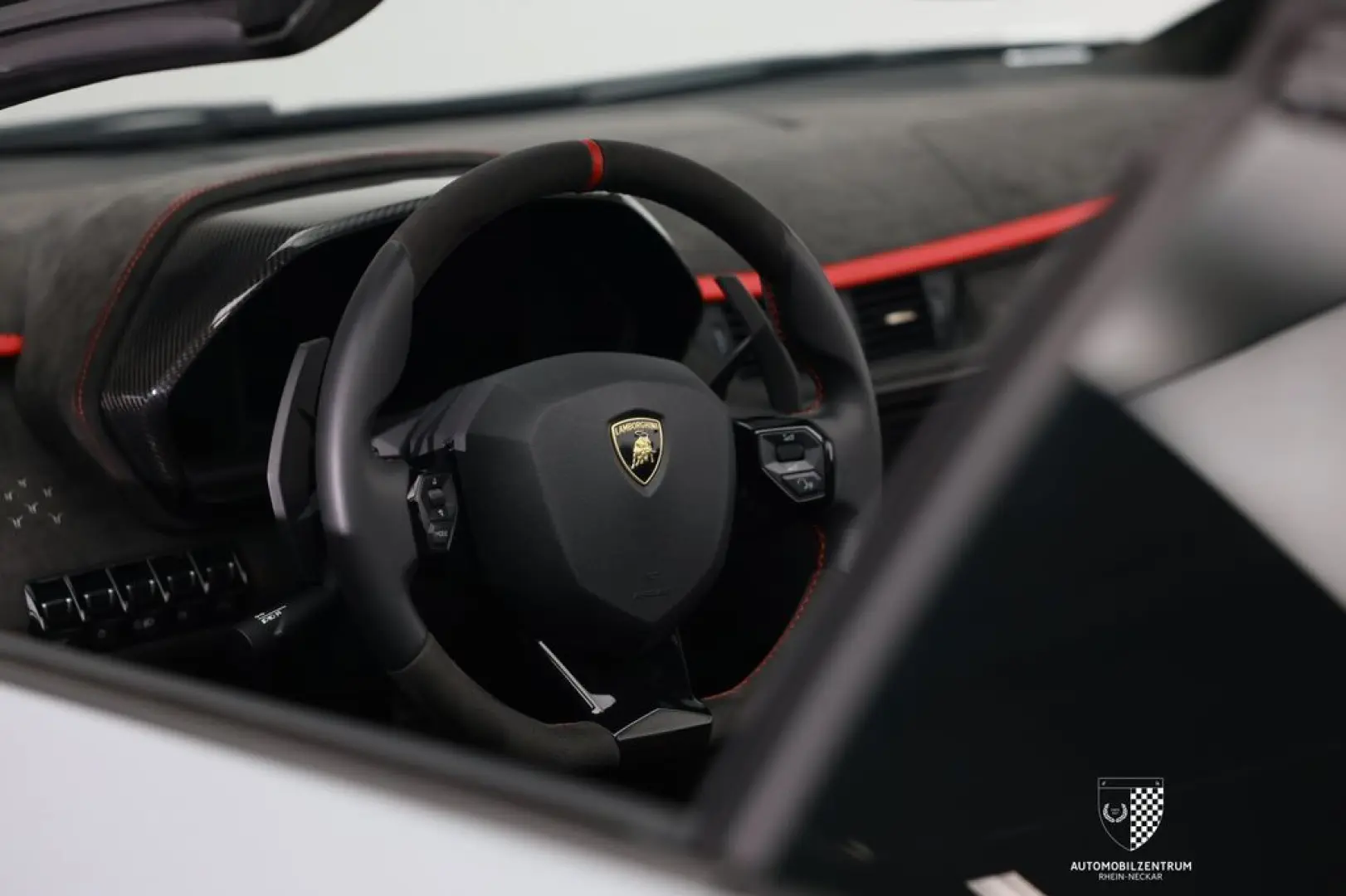 Lamborghini Aventador Ultimate Roadster 1 of 250 FullCarbon
