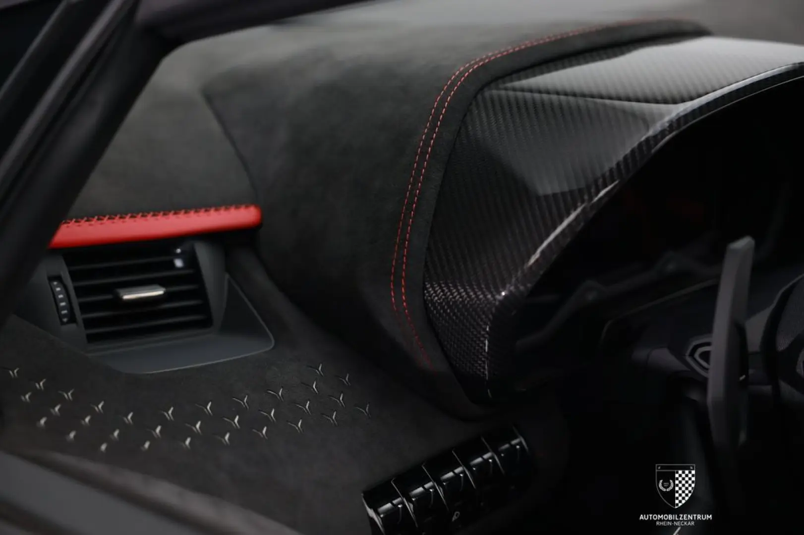 Lamborghini Aventador Ultimate Roadster 1 of 250 FullCarbon