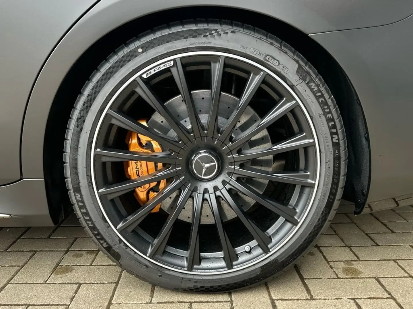 Mercedes-Benz S 63 AMG E-Performance Night Ceramic Chauffeur