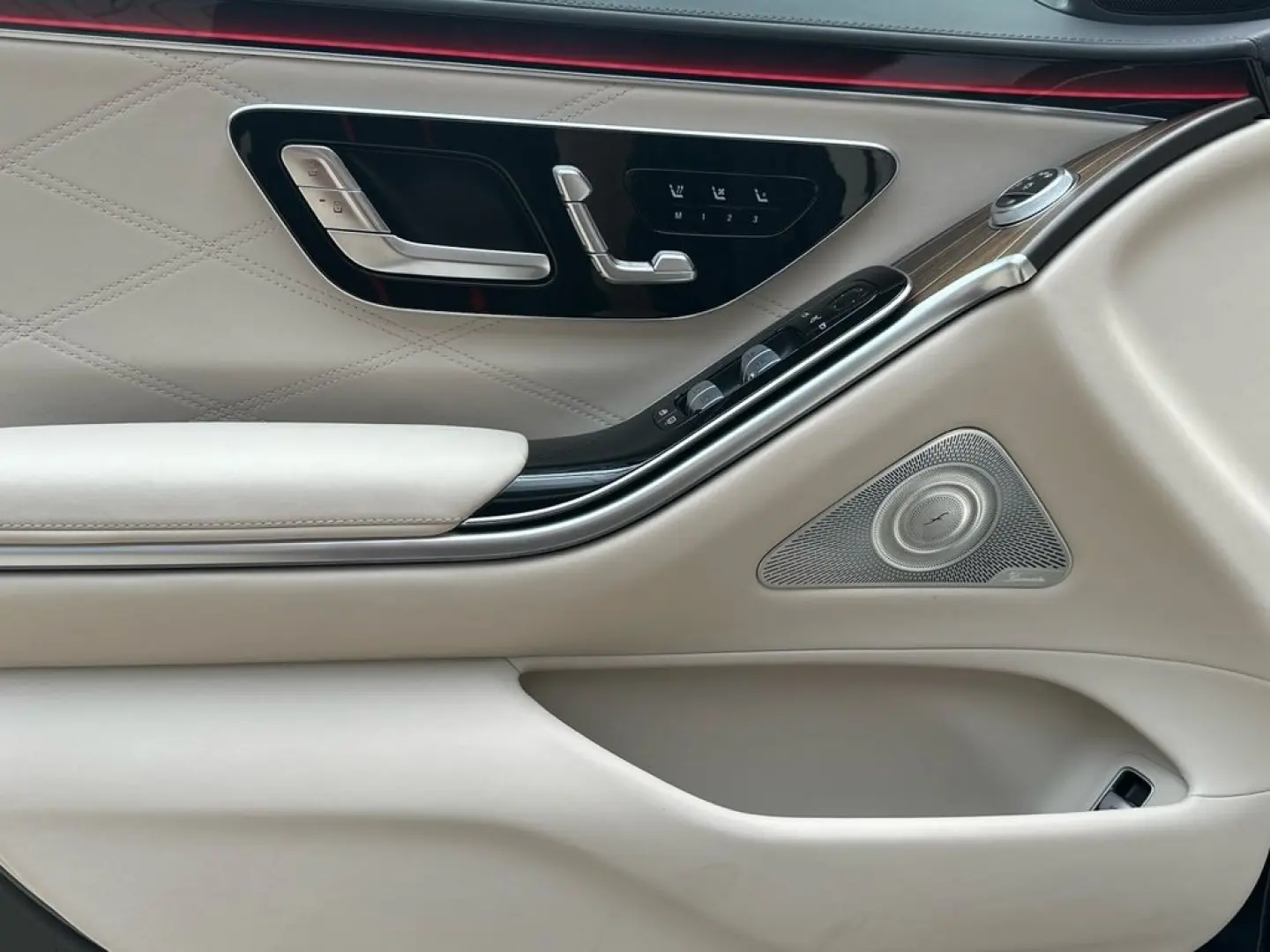 Mercedes-Benz S 63 AMG E-Performance Night Ceramic Chauffeur