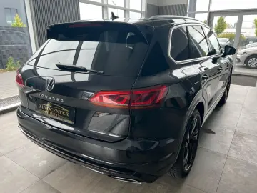 Touareg 3.0 TDI R-Line 4M Matrix Pano Luft