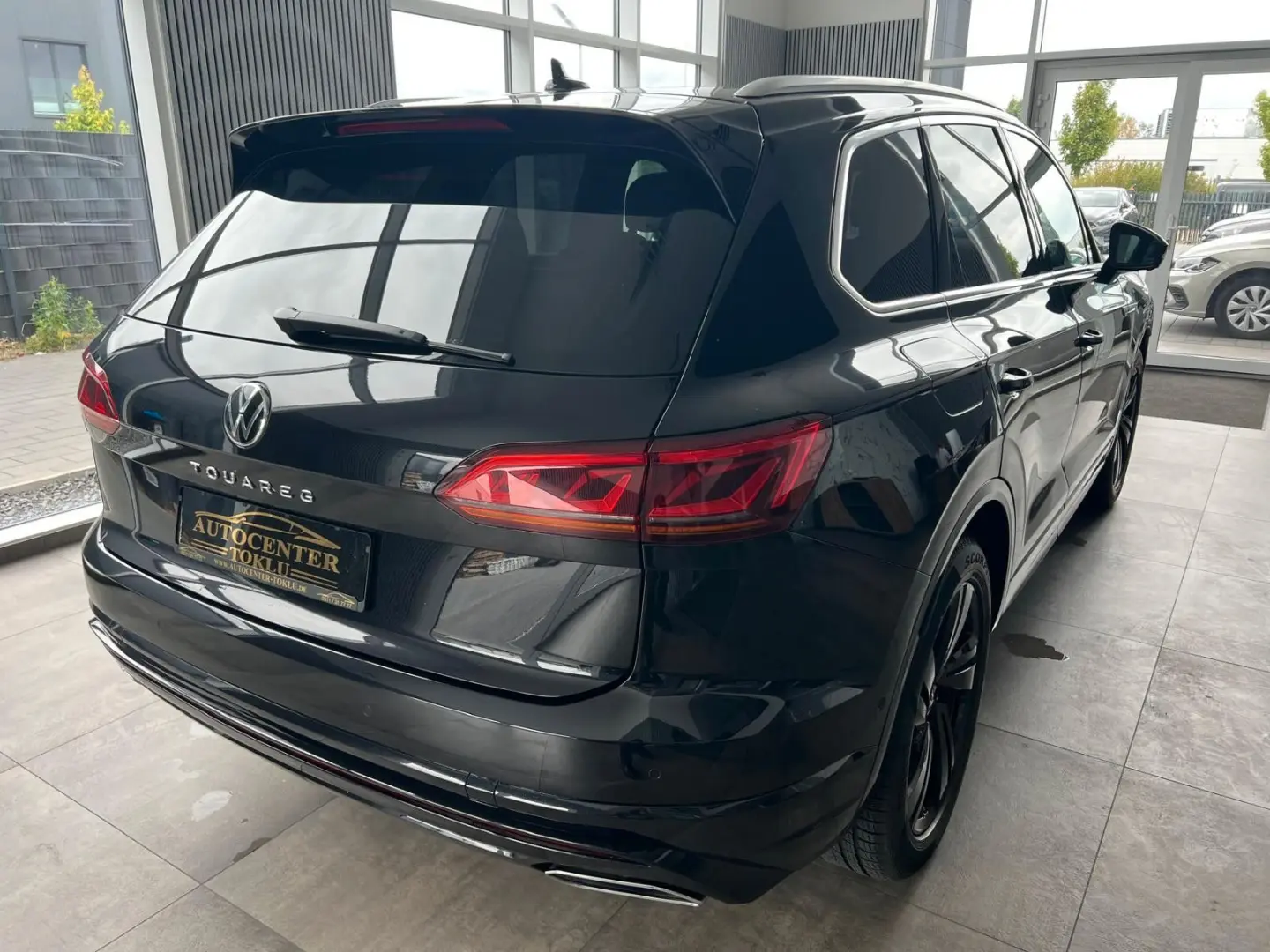 Touareg 3.0 TDI R-Line 4M Matrix Pano Luft