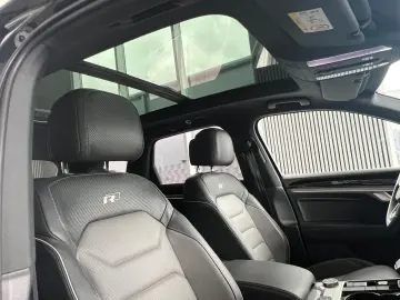 Touareg 3.0 TDI R-Line 4M Matrix Pano Luft