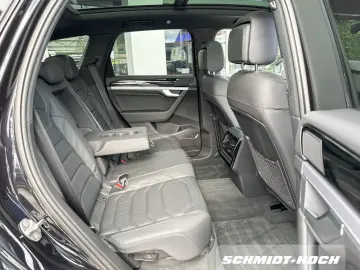 Touareg 3.0 V6 TDI R-Line Navi AHK LED Luftfed.