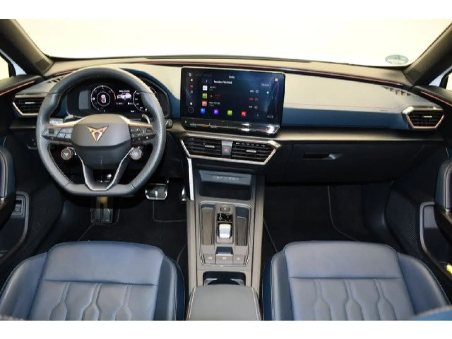 Formentor 1.4 TSI e-Hybrid DSG VZ Pano/AHK/LED/A