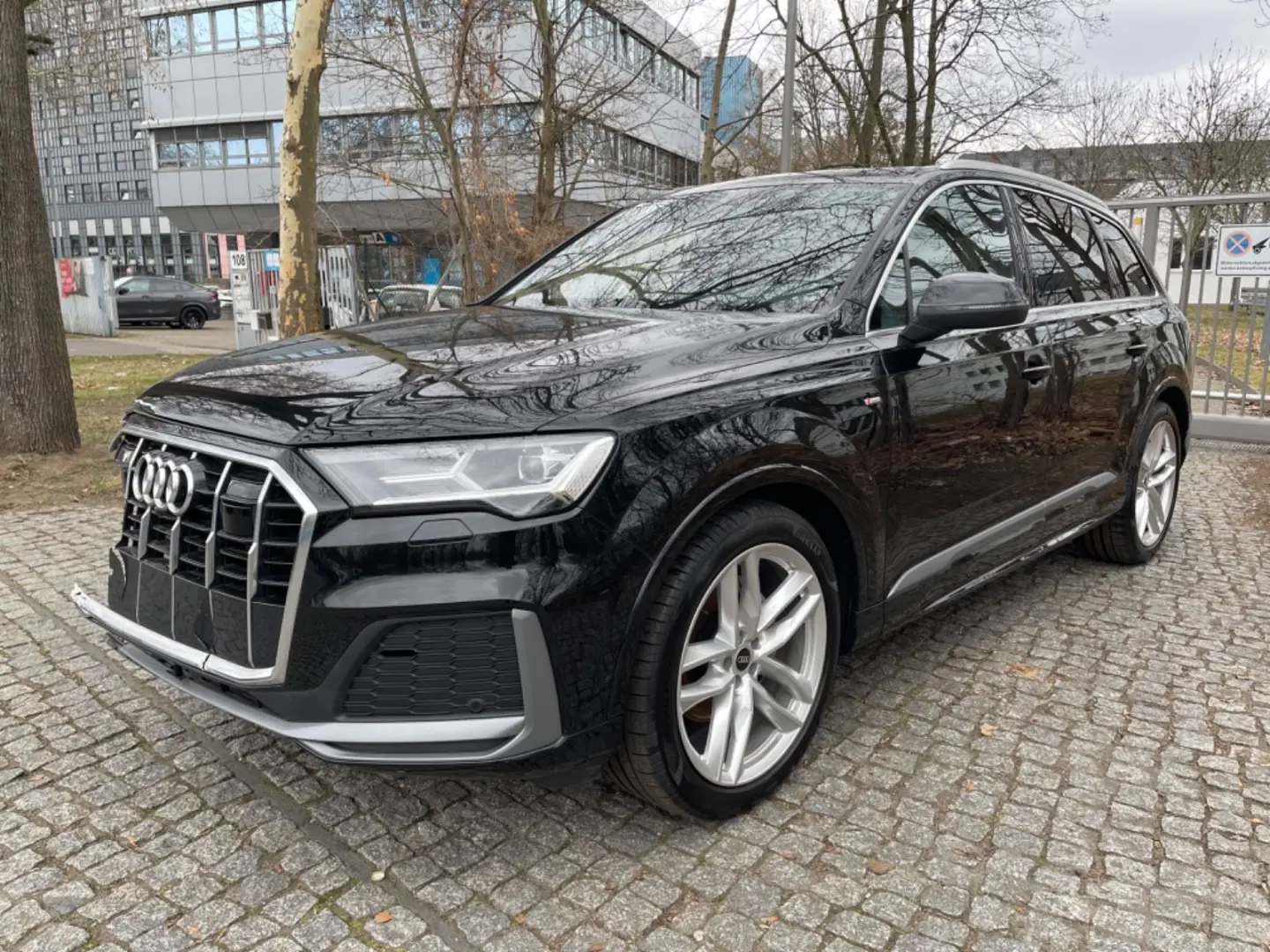 Q7 50 TDI quattro S line  210kw ERST 17 TKM PANO
