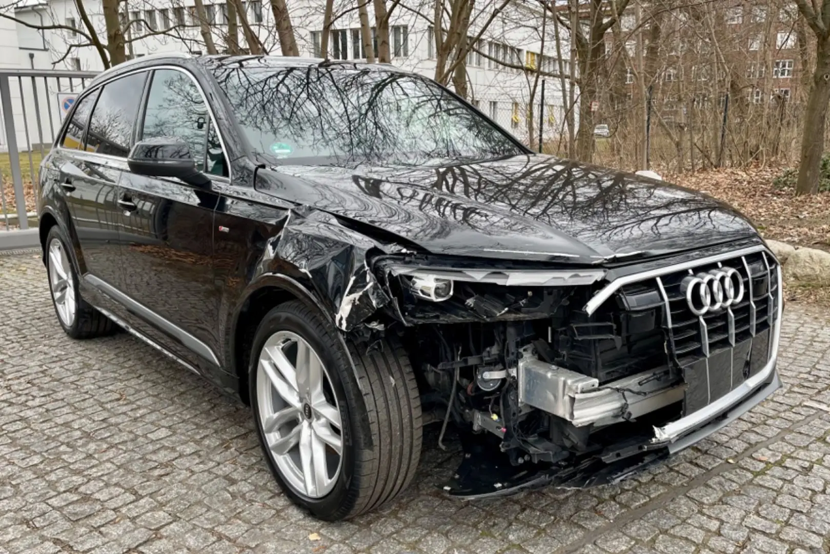 Q7 50 TDI quattro S line  210kw ERST 17 TKM PANO