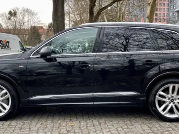 Q7 50 TDI quattro S line  210kw ERST 17 TKM PANO