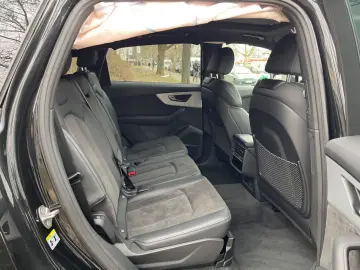 Q7 50 TDI quattro S line  210kw ERST 17 TKM PANO