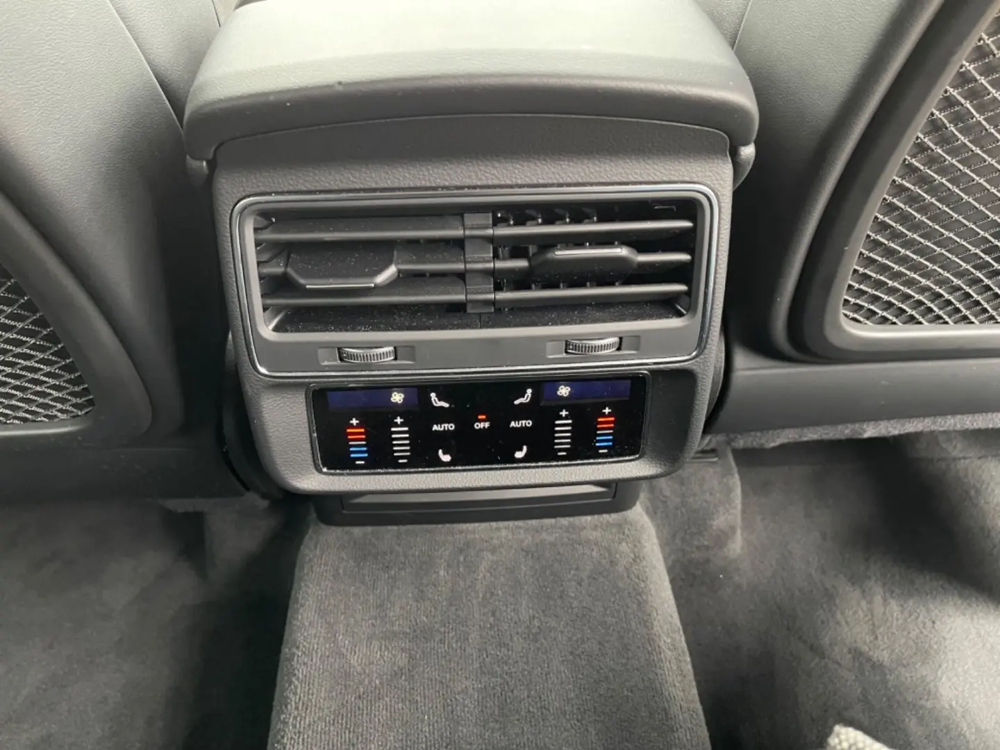 Q7 50 TDI quattro S line  210kw ERST 17 TKM PANO