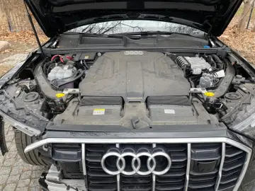 Q7 50 TDI quattro S line  210kw ERST 17 TKM PANO