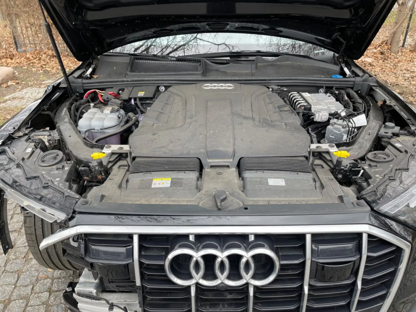 Q7 50 TDI quattro S line  210kw ERST 17 TKM PANO