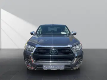 Hilux 2.8 Double Cab 4x4*Navi*Safety Sense*