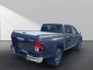 Hilux 2.8 Double Cab 4x4*Navi*Safety Sense*