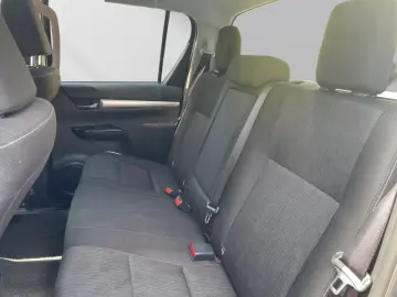 Hilux 2.8 Double Cab 4x4*Navi*Safety Sense*