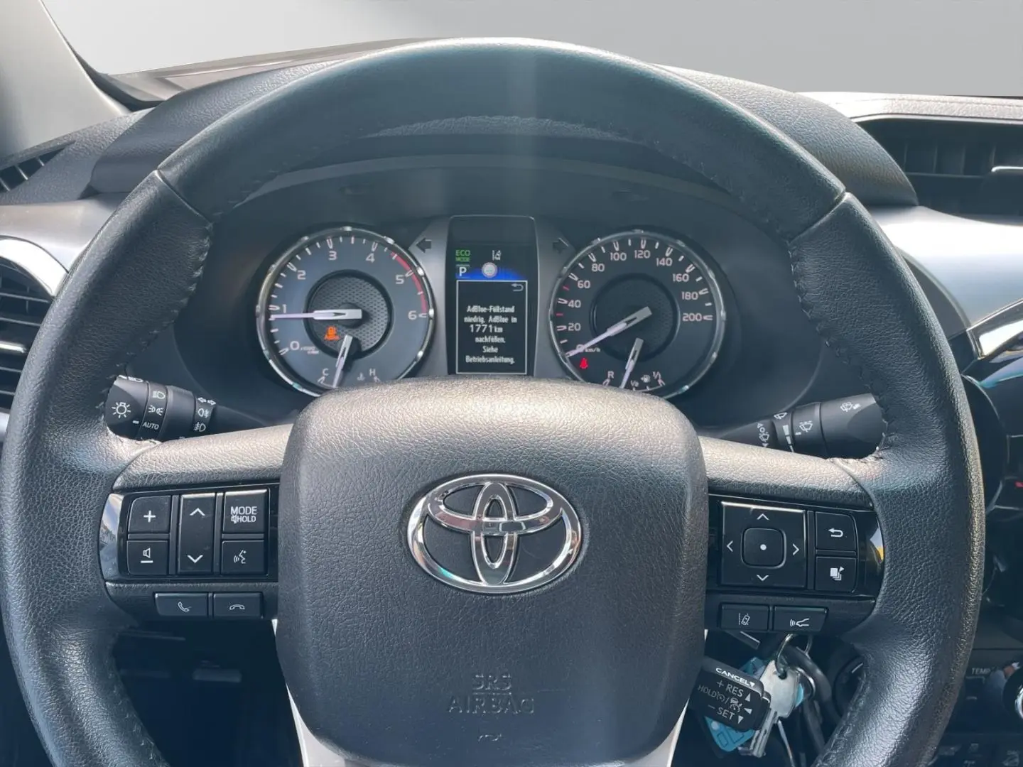 Hilux 2.8 Double Cab 4x4*Navi*Safety Sense*